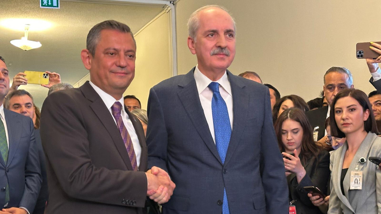 Parliament speaker starts visiting party leaders for new constitution, CHP leader demands abidance of current one first