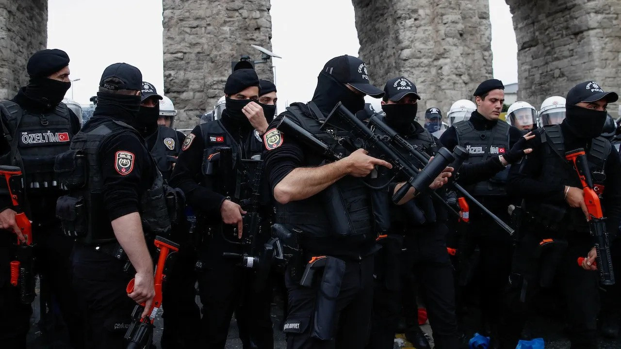 Istanbul police detain 29 in morning raids for ‘illegal’ Workers' Day demonstration 
