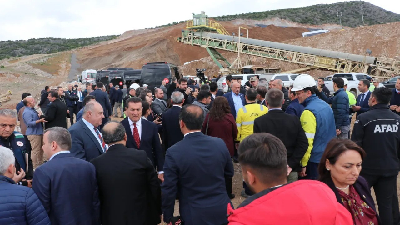 Parliamentary commission arrives at gold mine landslide site in İliç
