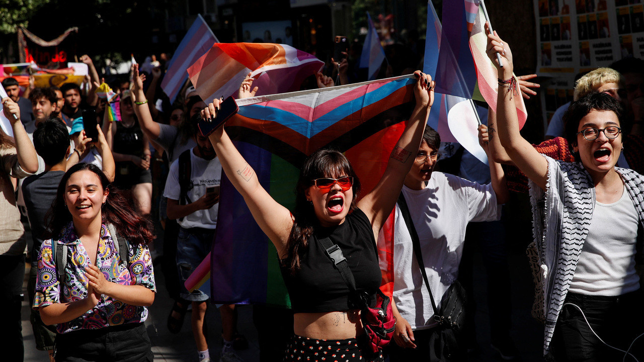 Turkey detains at least 15 protesters at LGBTI+ pride march