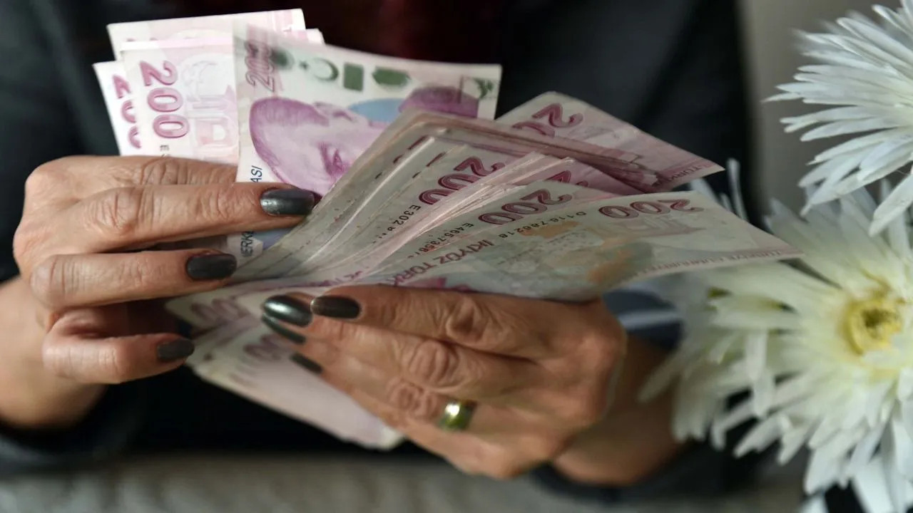TÜİK announces 6-month inflation at 24.7 pct, pension hike set at same