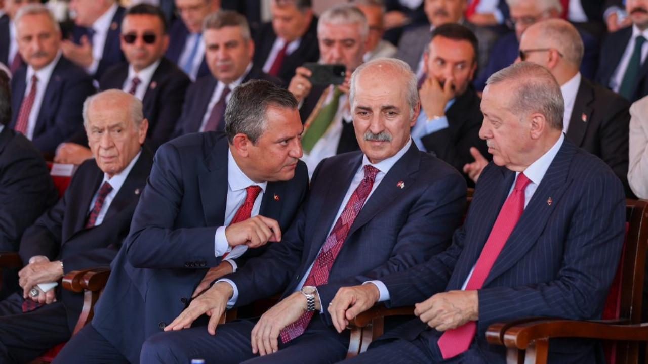 CHP former, now leader again in fresh row over meeting with Erdoğan