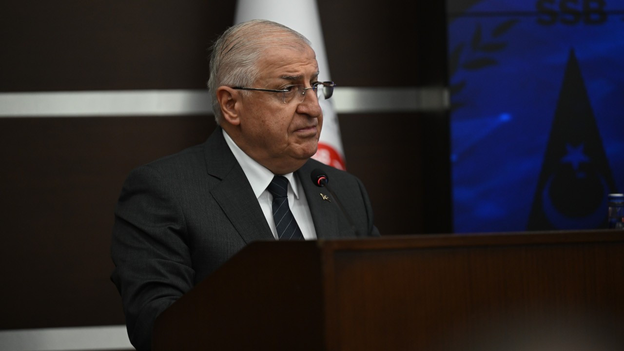 Defense Minister: 'Turkey could meet Syria if suitable conditions met'