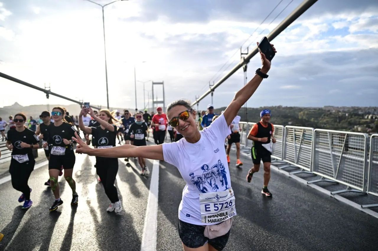 Ethiopian and Bahraini athletes win titles in 46th Istanbul Marathon - Page 4