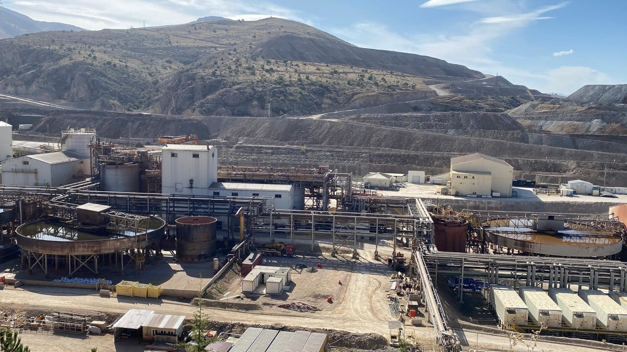 Mining company behind death of 9 workers plans to resume operations