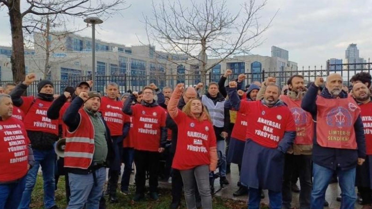 Turkish police clash with workers marching to Ankara