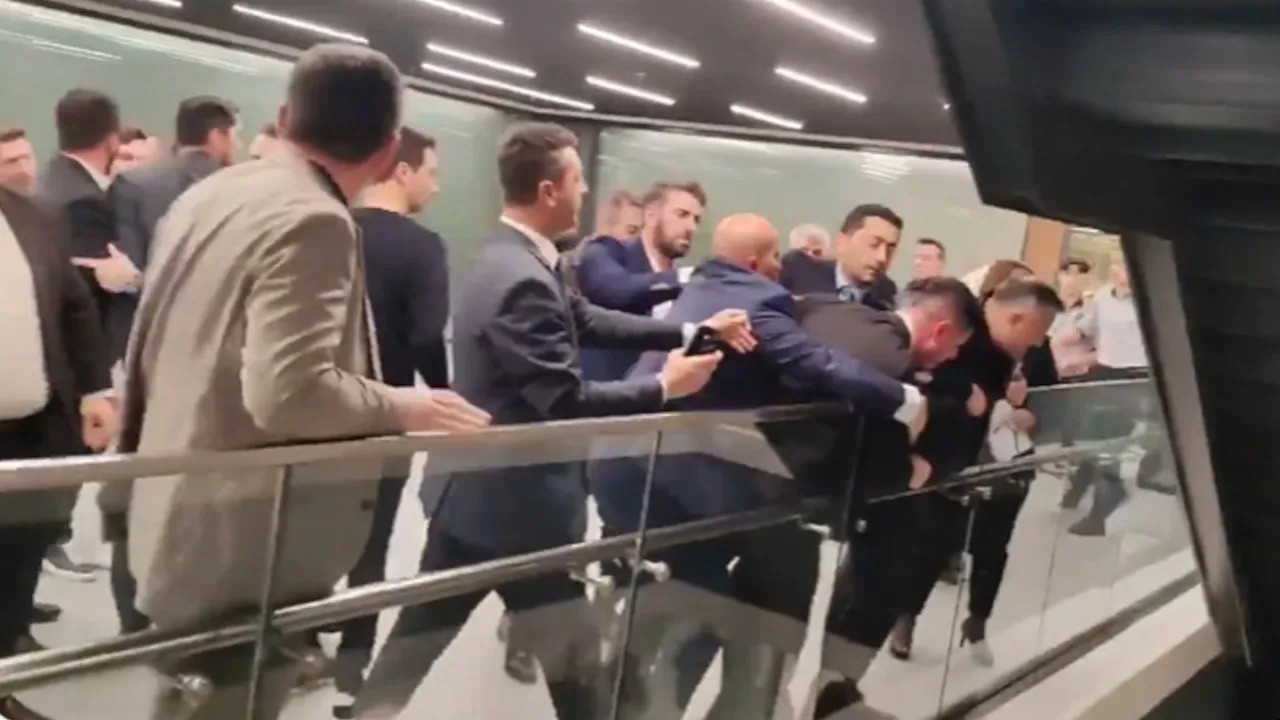 AKP city council members assault residents opposing Kanal Istanbul