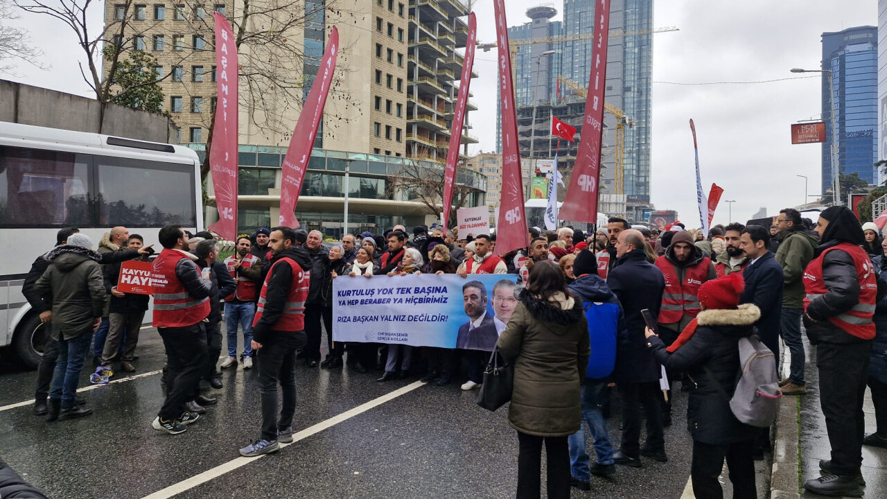 Thousands protest in Istanbul after call to arrest CHP mayor