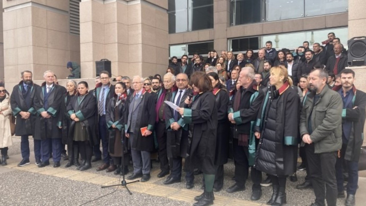 Istanbul Bar Association rallies against arrest of board member