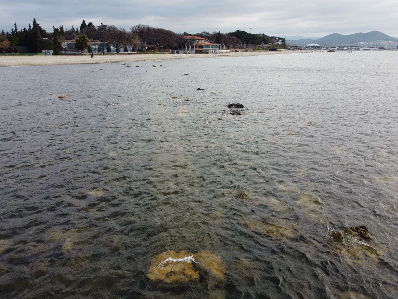 Aegean Sea recedes after strong winds, revealing 2,500-year-old port ruins - Page 4