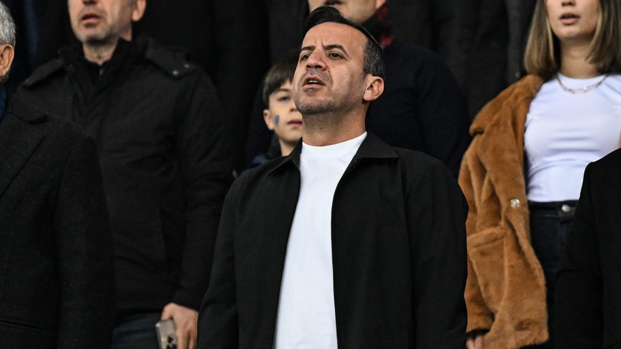 Turkish club chair resigns after team walks off Galatasaray match