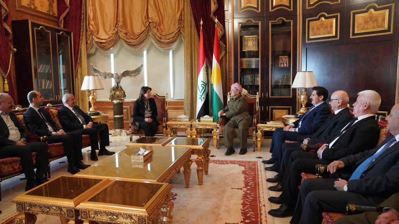 DEM Party delegation meets with Barzani as part of peace process talks