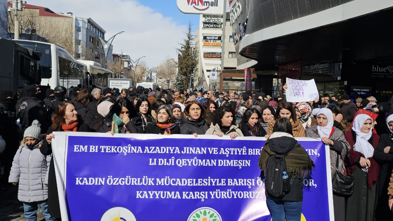 Protests in Turkey’s Van province over trustee appointment enter tenth day