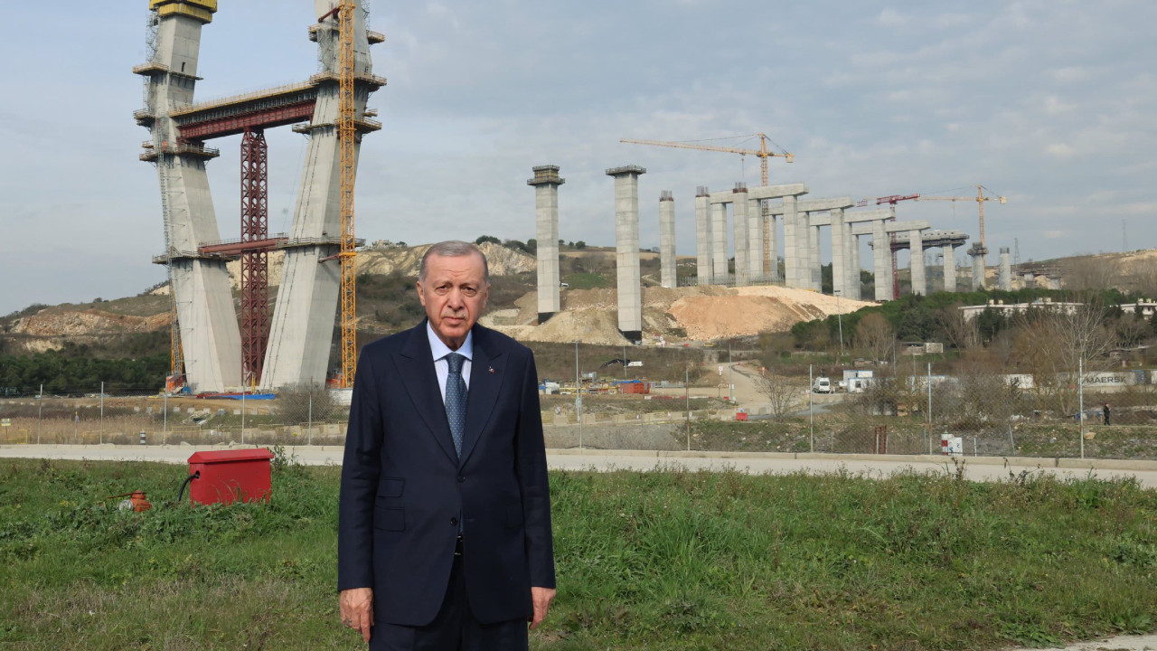 Erdoğan visits highway construction during Öcalan’s call