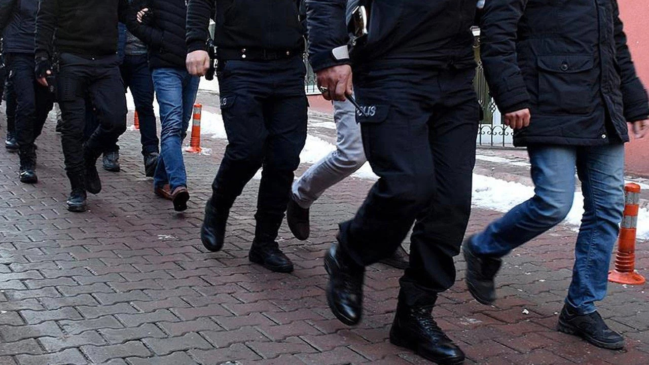 34 detained in operation against CHP-run Istanbul district municipalities