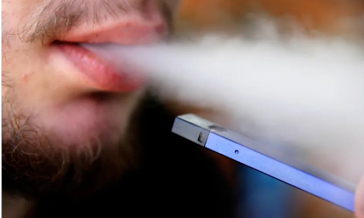 Amid U.S. vaping crackdown, Juul enters China