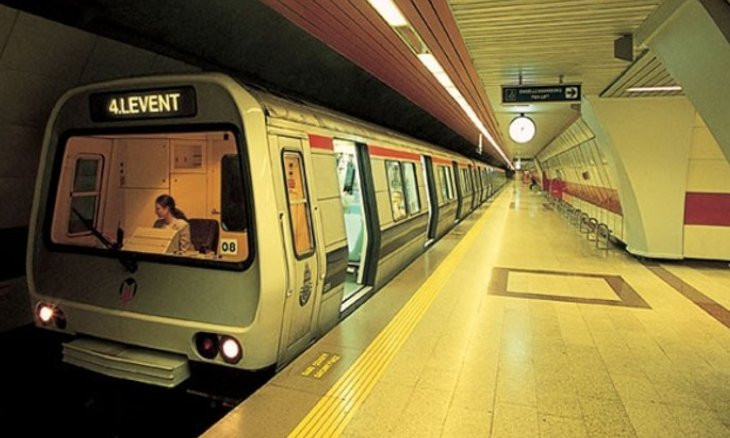 Istanbul subway night shift used by almost 600,000 in 2.5 months