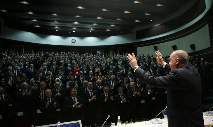 Erdoğan insists on building Kanal Istanbul, lashes out at mayor for opposing