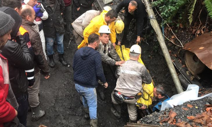 Explosion at unlicensed coal mine kills two workers in Turkey's north