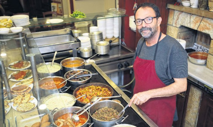 Anatolian restaurant chef wins highest cookbook award
