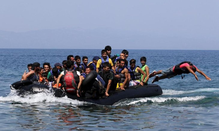 Greece wants floating barrier to keep migrants out