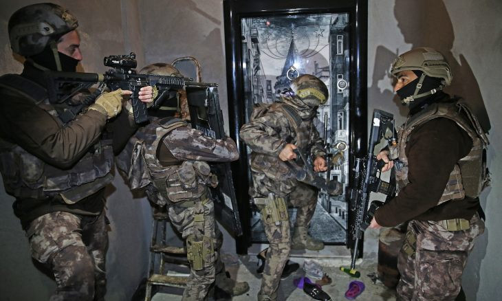 Police detain 14 in anti-ISIS operations in Turkey