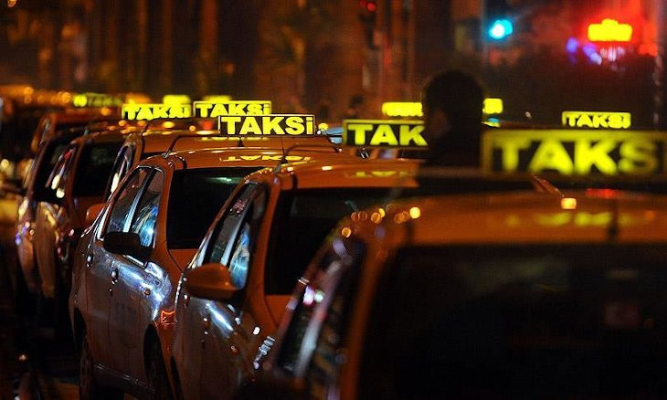 Former head of taxi association regrets 'aggressive' campaign against Uber