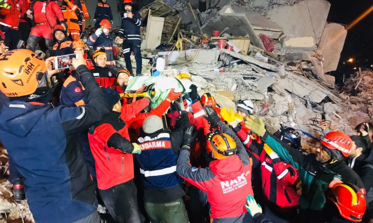 6.8-magnitude quake kills at least 29, rescuers dig for survivors