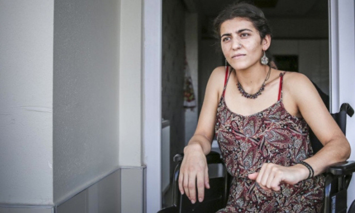 Woman who lost legs in ISIS attack fired from job by appointed Diyarbakır mayor