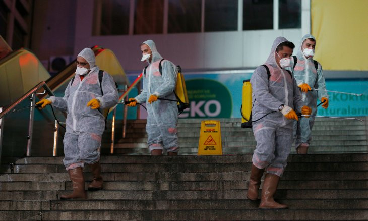 Ankara municipality's cleaning crews vigilant   amid coronavirus outbreak