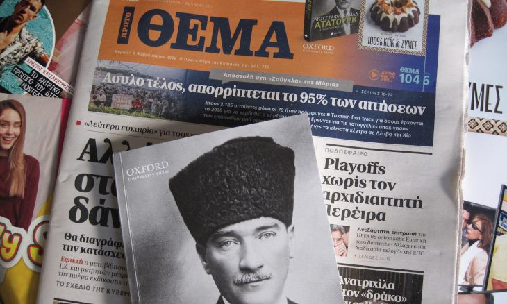 Greek weekly distributes booklet about Atatürk to readers