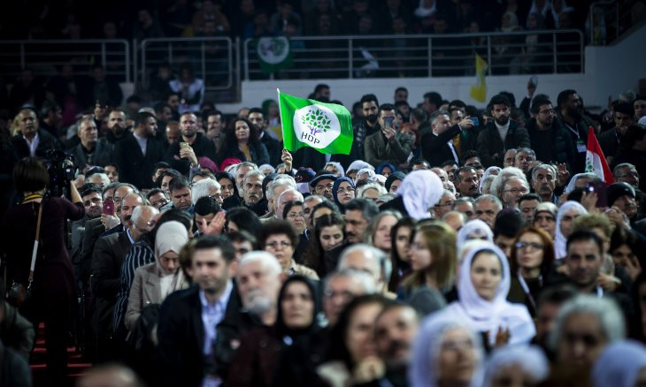 Investigation launched into HDP congress over display of PKK leader Öcalan's pictures