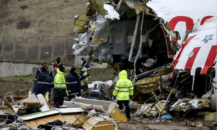 Prosecutors 'order detention of two pilots' over Istanbul crash