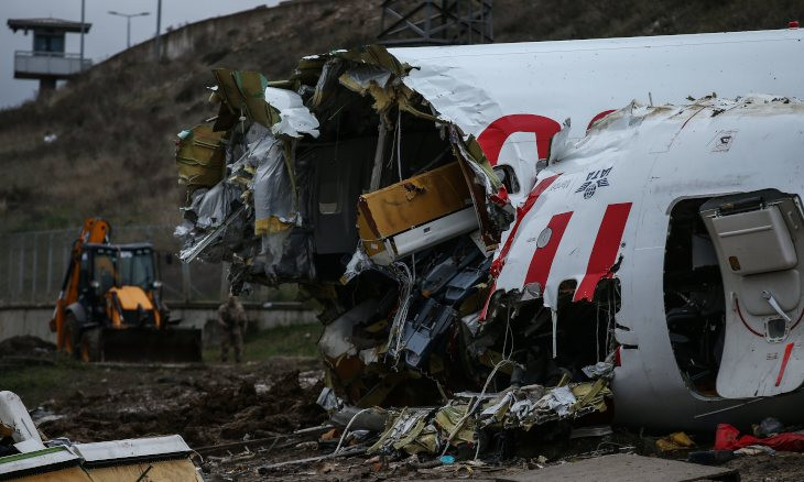 3 killed, 180 injured after plane skids off runway at Istanbul's Sabiha Gökçen airport