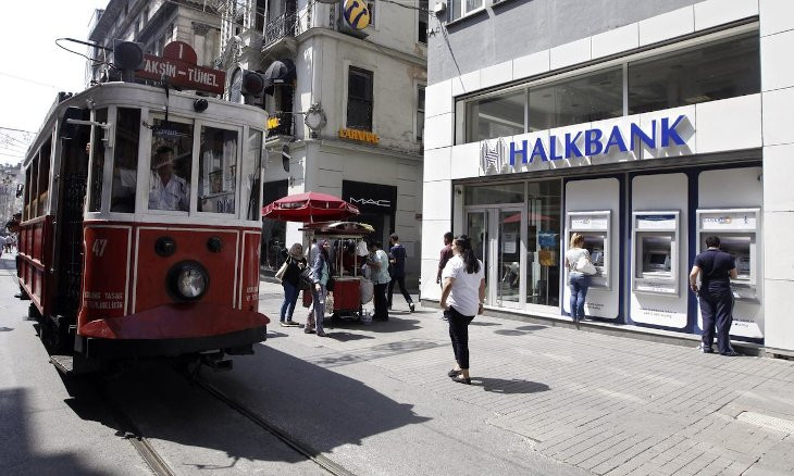 Halkbank hearing adjourned at defense team's request