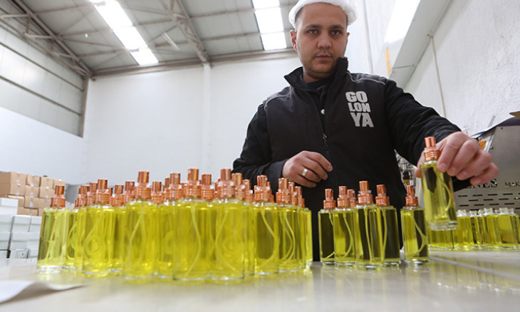 Turkey to limit alcohol-based, lemon-scented traditional cologne exports