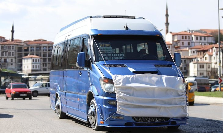 Turkish driver dresses minibus in mask to raise awareness about coronavirus