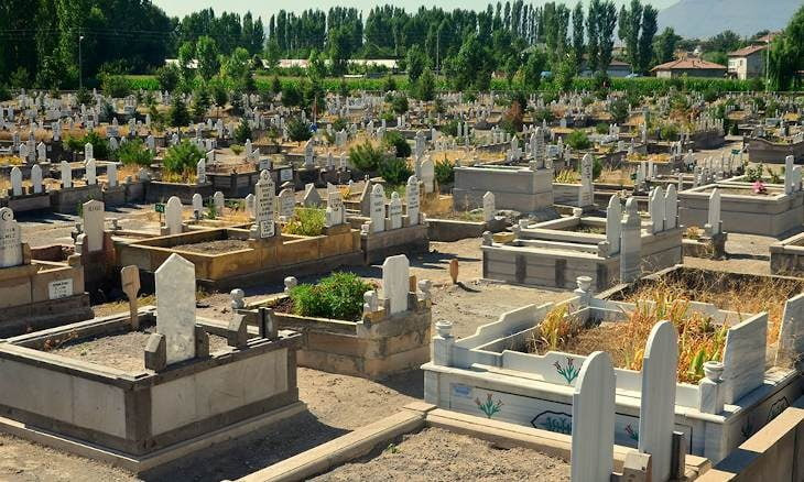 Governor's Office bans cemetery visits in Turkey's Diyarbakır