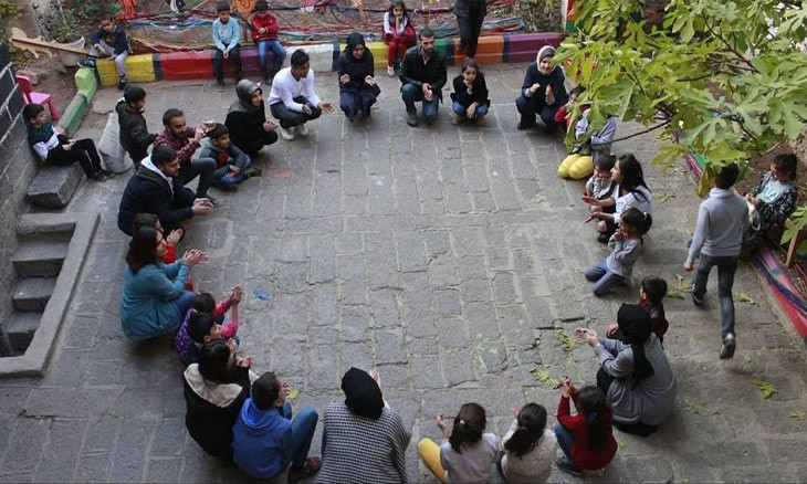 COVID-19 isolation reminds children in Diyarbakır's Sur of life under curfew, triggers stress