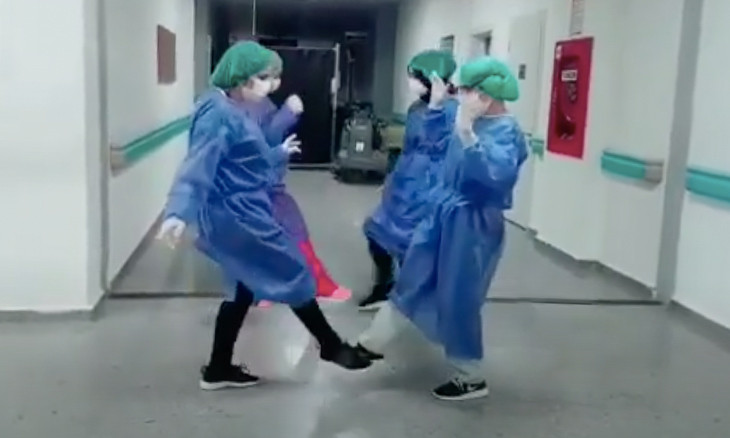 Turkey's health workers join global coworkers in 'corona foot-shake' dance challenge