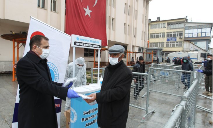 Turkey’s coronavirus death toll reaches 908 with 42,282 cases