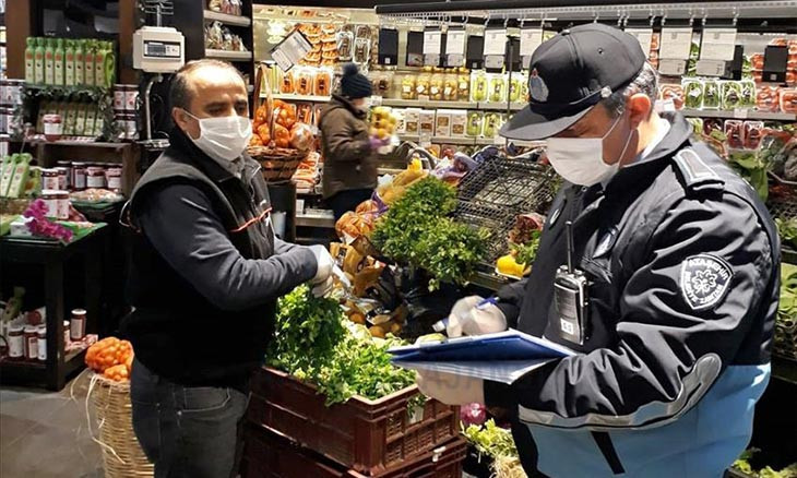 Turkey's supermarkets, bodegas, kiosks request exemption from weekend-long lockdown