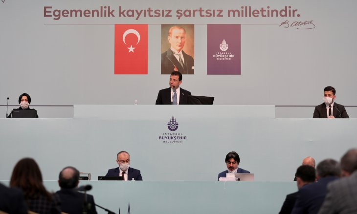 AKP members trim Istanbul Municipality's resources despite coronavirus pandemic