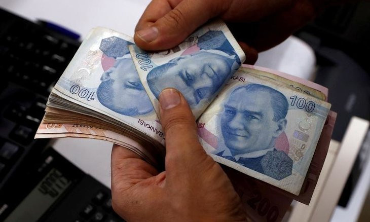 Turkish Lira further weakens against dollar
