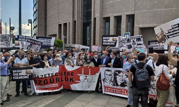 Istanbul court releases three journalists, keeps three others behind bars for officer's funeral report