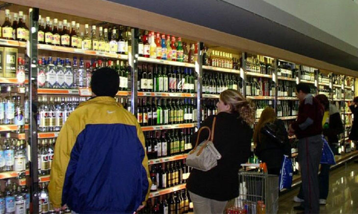 Draft bill by Turkey's ruling party suggests tripling fines on selling alcohol during banned hours