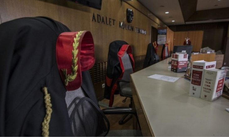 Four judges face investigation for acquitting man in MHP chair Bahçeli 'insult' case