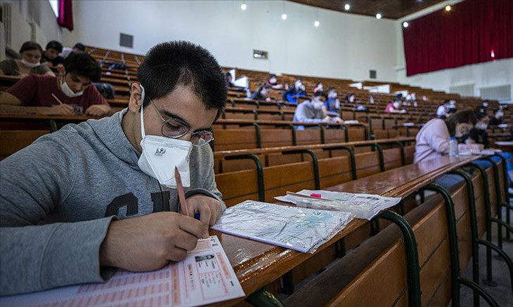 Turkey to enforce partial curfews on nationwide exam days