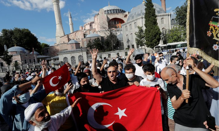 44 pct of Turks believe conversion of Hagia Sophia an attempt to divert attention from economic crisis