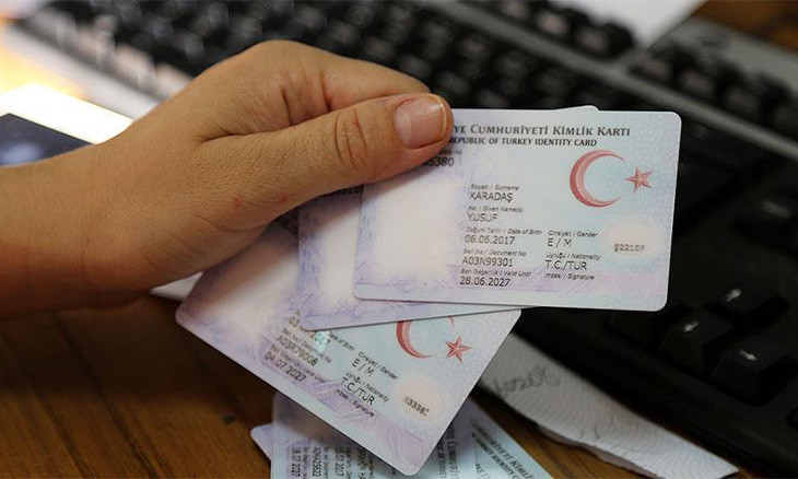 Digitized ID cards in English on the horizon for Turkey's MPs